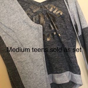 Sweatshirt/ sweats set